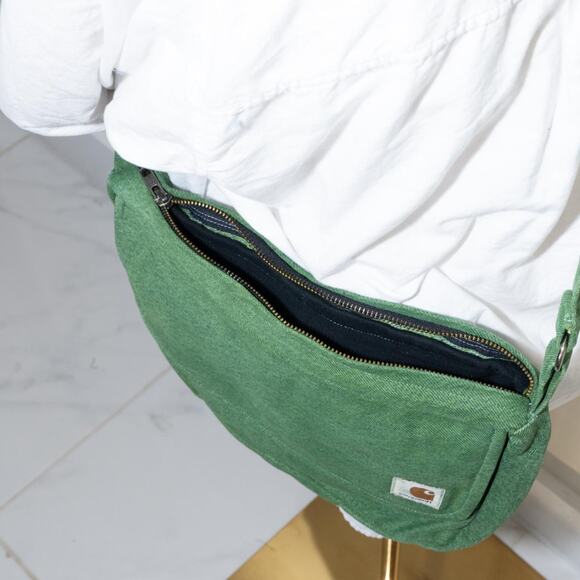 Upcycled carhartt blue denim crossbody bag - Picture 6 of 7